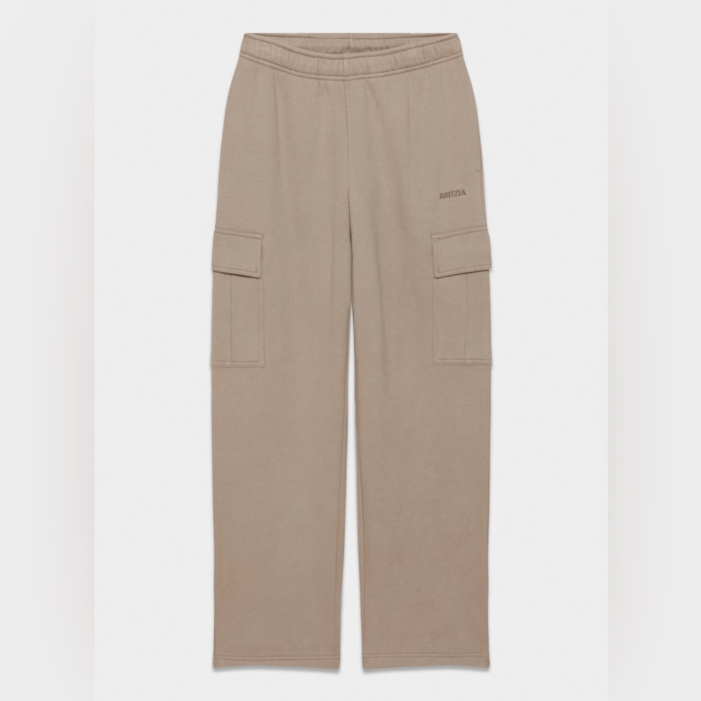ARITZIA | Cozy Sweatfleece Mega Cargo Sweatpant in Nomad Taupe